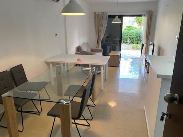 Resitour - Aphrodite Gardens Daire